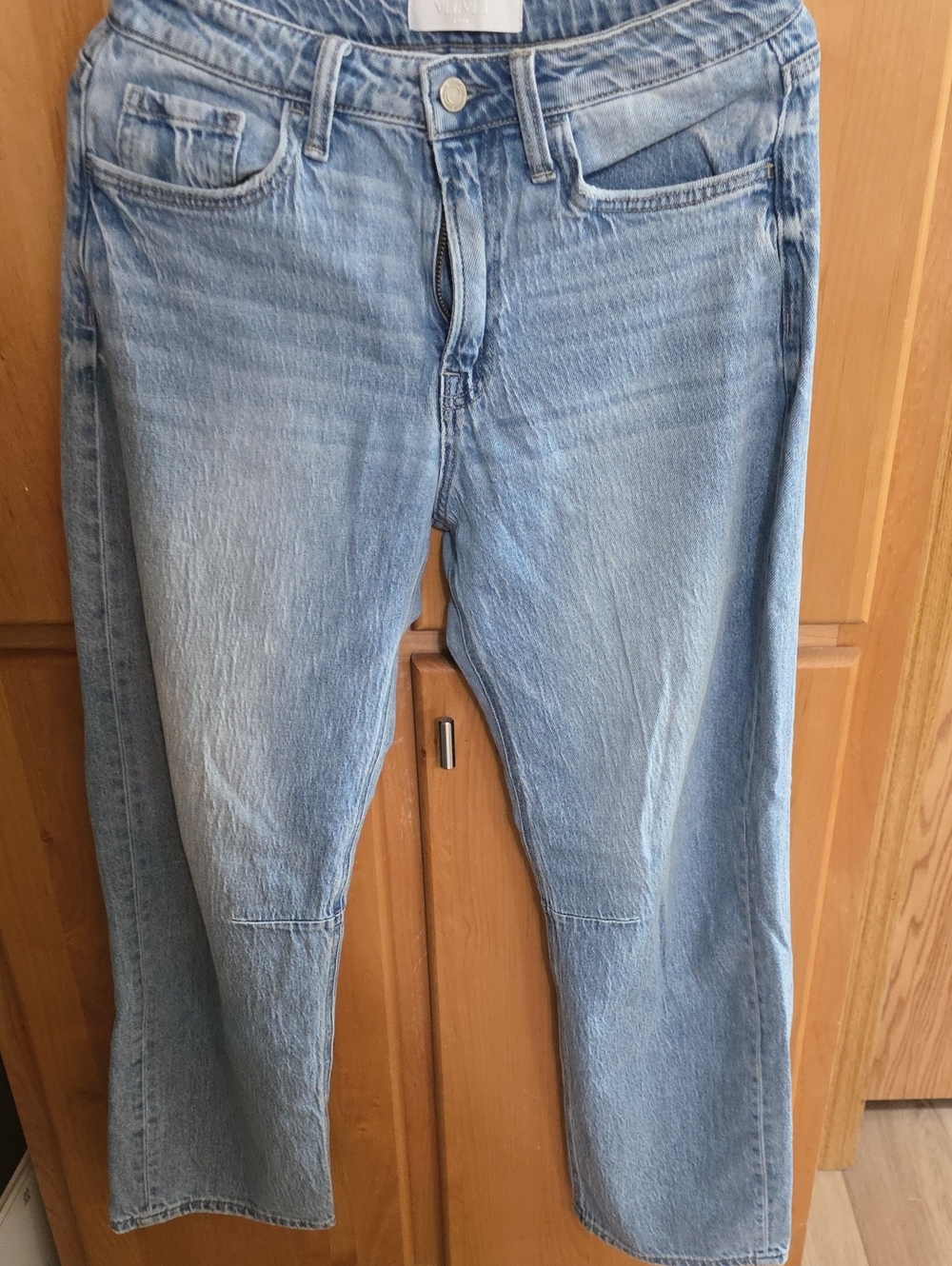 Buckle Vervet Light Blue Women’s Jeans - Classic Straight Fit Size 26